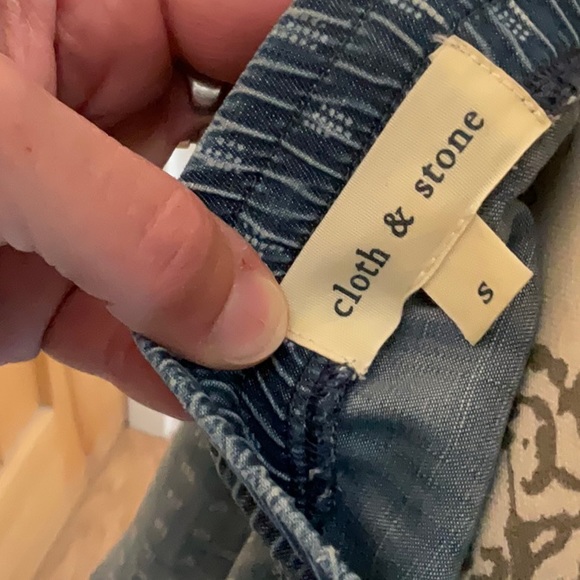 Cloth & Stone, distressed look Tencel mini skirt w/ pockets! S - Picture 6 of 10